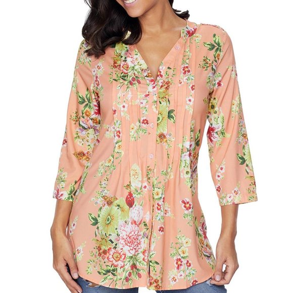 Unbranded Tops - V Neck Pleat Button Front Floral Tunic Top